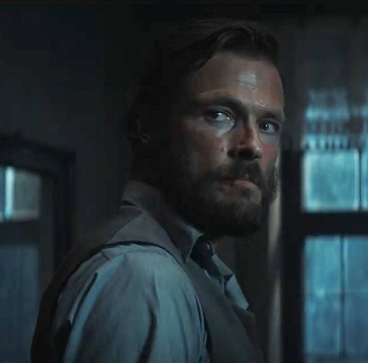 The pain in his eyes!
.
.
.
.
.
#Dark #Darktriquetra #DarkNetflix #Darkfans #Netflix https://t.co/rJArHfjzJL