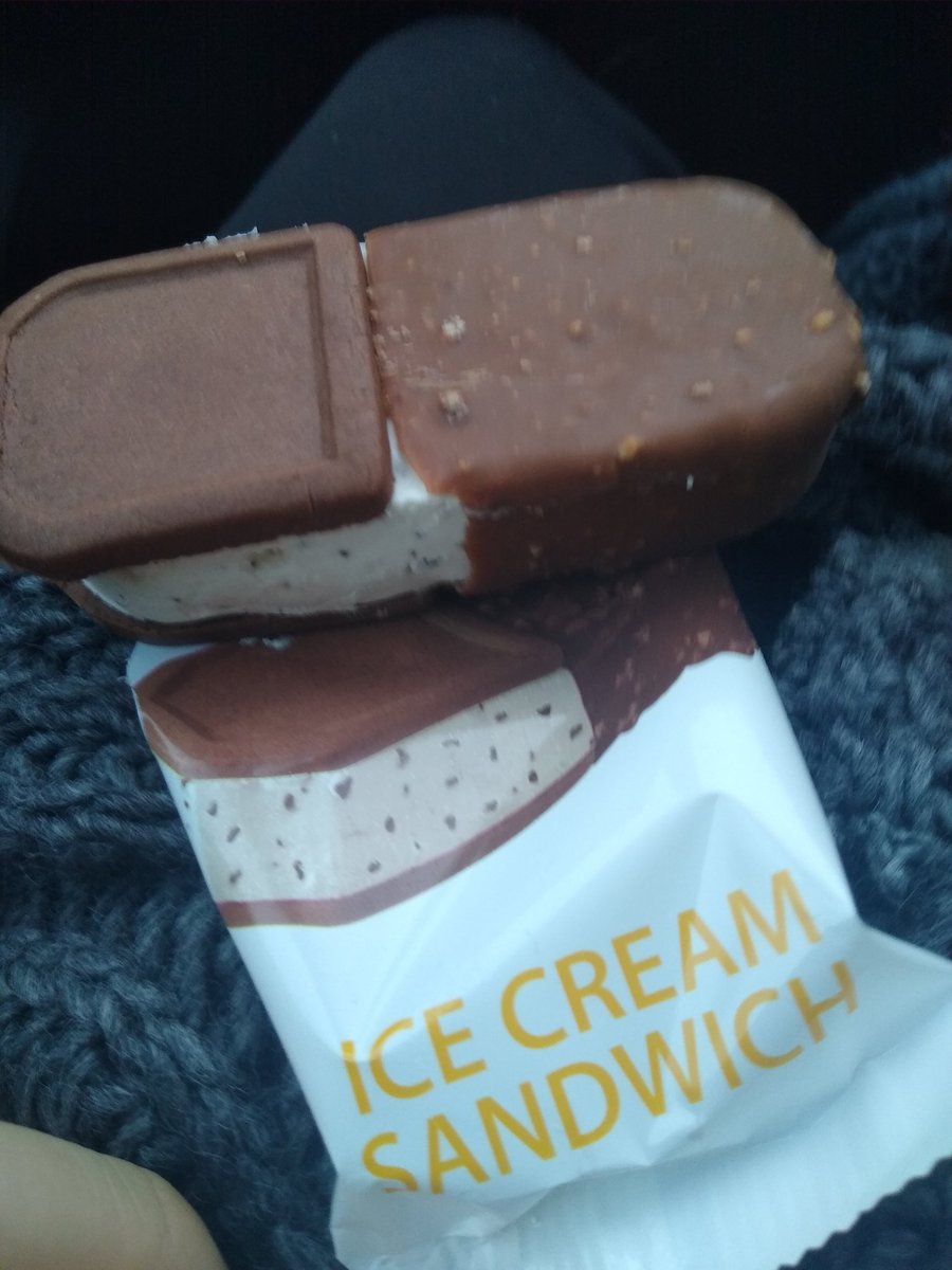 CleoTwitch's tweet photo. Just discovered that burger king does an ice cream sandwich. Couldn't find it on the menu either. Let me know if you know about this #burgerking #burgerkingmenu https://t.co/VLxRYJQHZE