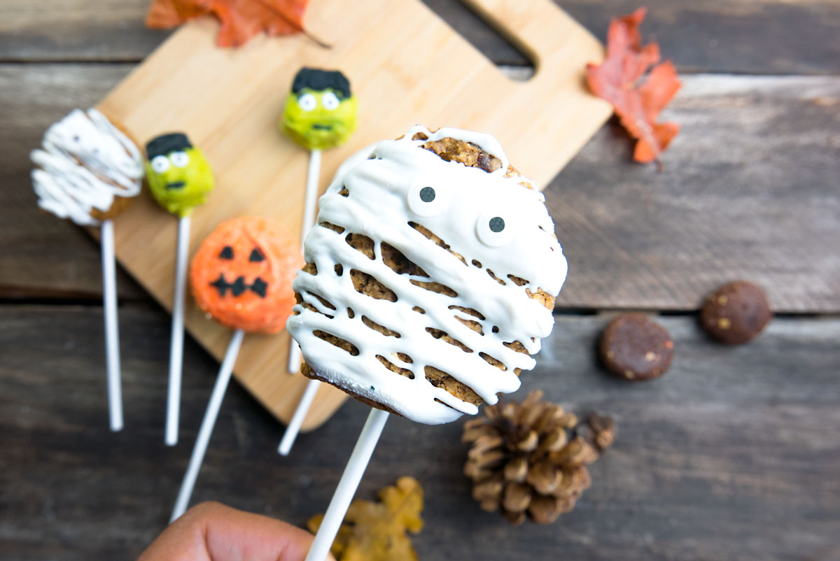 What does Halloween look like in 2020?

We've got other ideas on how to spend your Halloween plus a quick recipe for these Cookie Cake Pops on our blog 

bit.ly/3o4mIaB