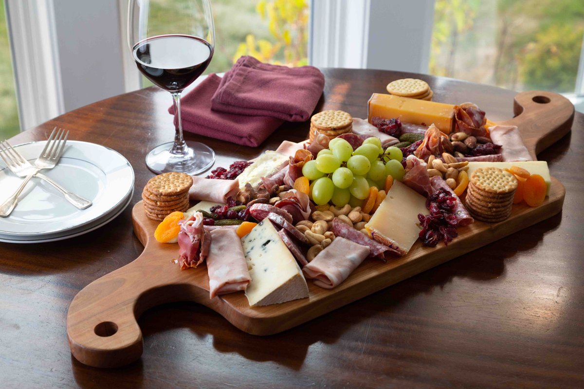 CaptNickelsInn's tweet photo. Who else really just wants to eat this for dinner tonight? We wouldn't blame you because we've definitely done it! And, to be honest we may do it again tonight. 
 
#MaineThing #VisitMaine #CaptainNickelsInn  #StayMaine #TheMaineWay #Charcuterie #CheeseBoard #CharcuterieBoard https://t.co/HiXFDuM5Qg