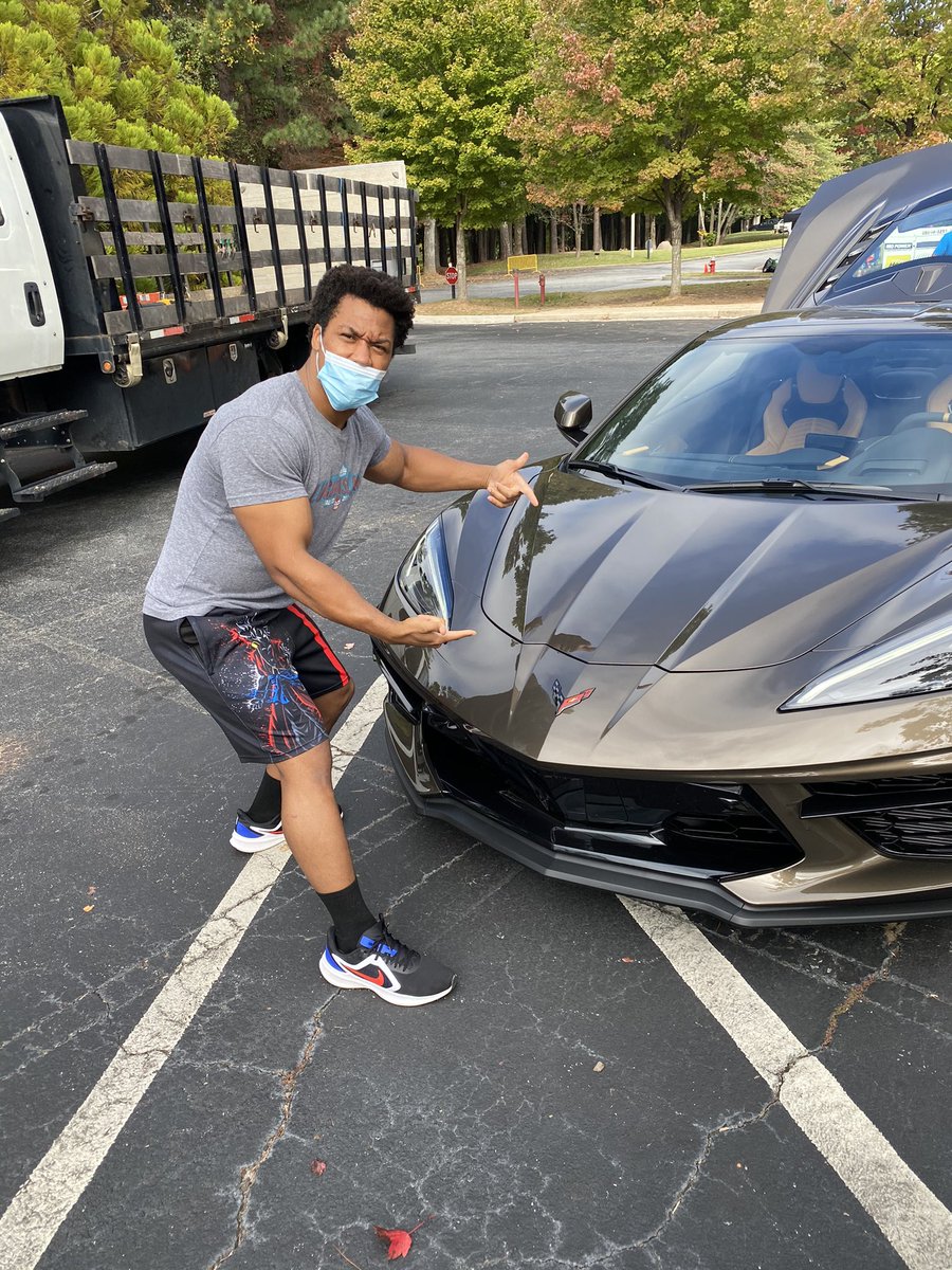 WildCardJSpade's tweet photo. New Whip! Thank you @WildKatSports for the new job opportunity #BigPayChecks https://t.co/pKfWhc4uJc