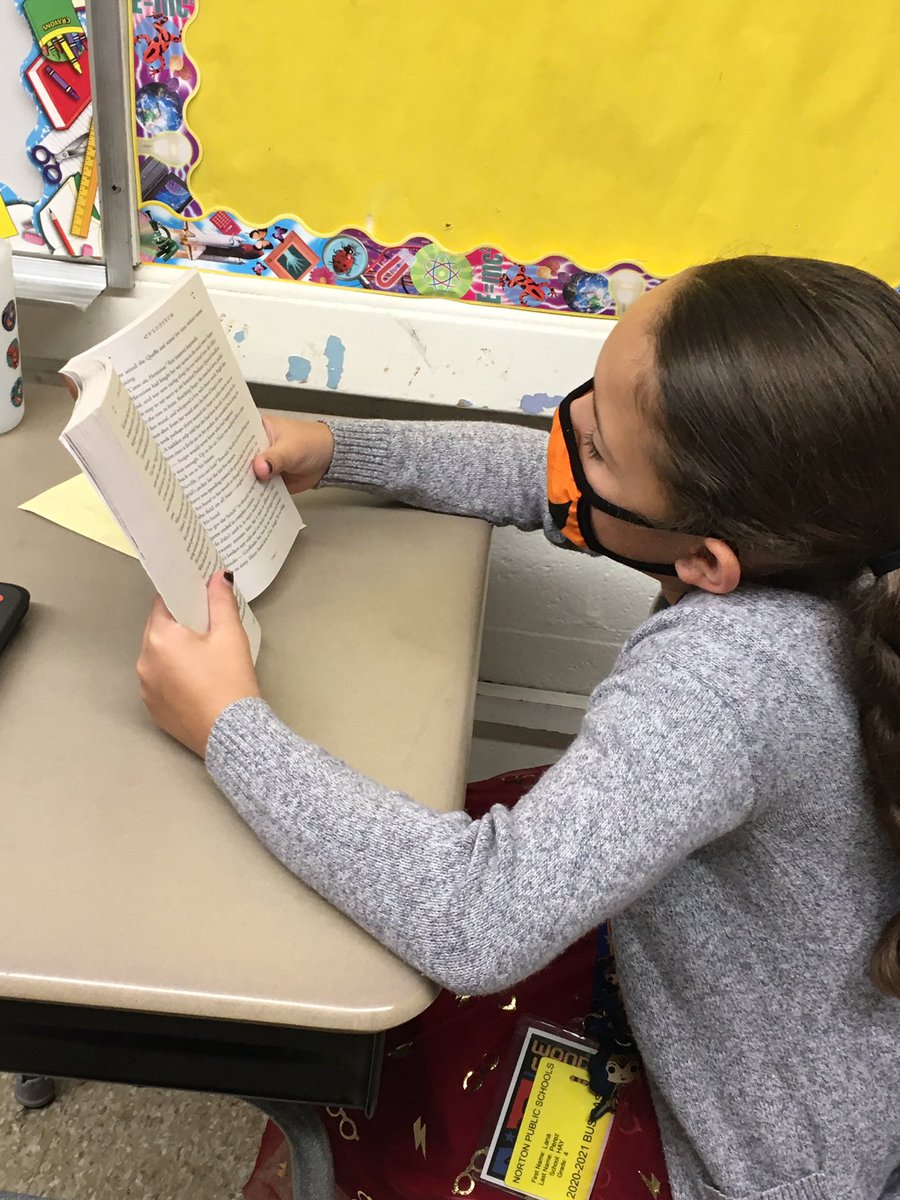 HAYSchoolNorton's tweet photo. Miss Horton’s 4th Grade students reading discussing predicting and explaining Why they thought as they did about #HarryPotter The #MostImportantQuestion in use. @horton_sara #HAYNation https://t.co/8Axoc4QFGY