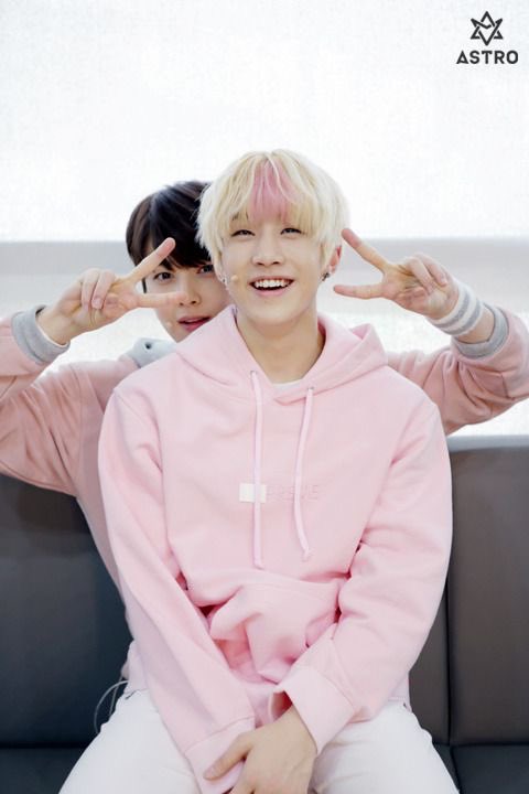 baby nunu + a puppy = cuteness overload. don’t touch me