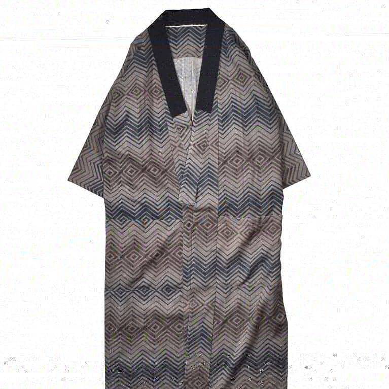 sen_noji_1983's tweet photo. "JUBAN" remake coat!
今なら、ギリギリ着れるかな
来月は寒いかなー
春にまた着れるよ
取り扱い:@yukaku_used
#WEAR2.5 #wear25 #ファッション #古着 #和服 #着物 #秋コート #デザイン #リメイク #おしゃれ #kimono #fashion #used #vintage #design #remake #ootd #おしゃれさんと繋がりたい https://t.co/JP5MC3Q6cU