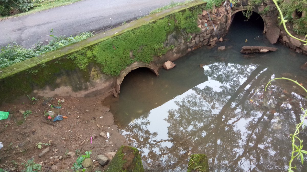 SetuveThe's tweet image. @amrutdesaibjp
 
@Tamatgarismail
 
@KonaraddiNH
 
@BelladArvind
 
@HdmcHubliDwd
  
@DC_Dharwad
  With so many politicians and Officers around, this is how Sadhanakeri Park Looks like in this Pandaemic Era, I wonder how people can stay safe from diseases around this garden😷😥