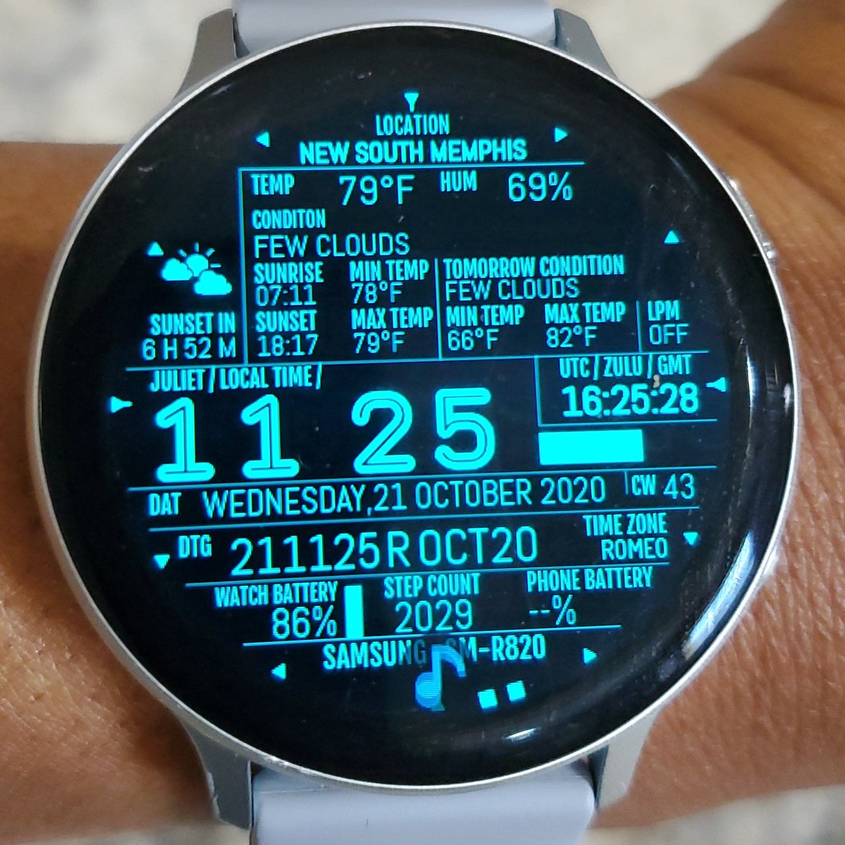 Adrinatheone's tweet photo. #watchfaces #galaxywatch #watchface #galaxywatchactive #smartwatch #samsung #watch #clockface #tizen #wearable #facer #smartwatches #watchesofinstagram #galaxywatchdesigner #tech #kw #watches #gearsport #samsungwatch #android #galaxyactive #digitalwatch #mm #watchoftheday #adrina https://t.co/rnPColo286