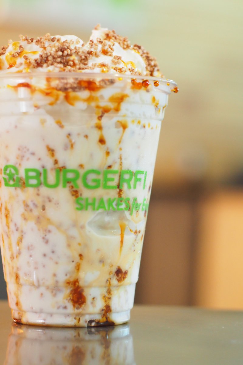 BurgerfiCdmx's tweet photo. Si eres fan de nuestras malteadas, esta malteada de AMARANTO te hará muy feliz! 🙌

Chocolate o vainilla, tu eliges!

#burgerficdmx #tryburgerfi #shakesforevery1 #comecdmx https://t.co/A90rpMYRSB