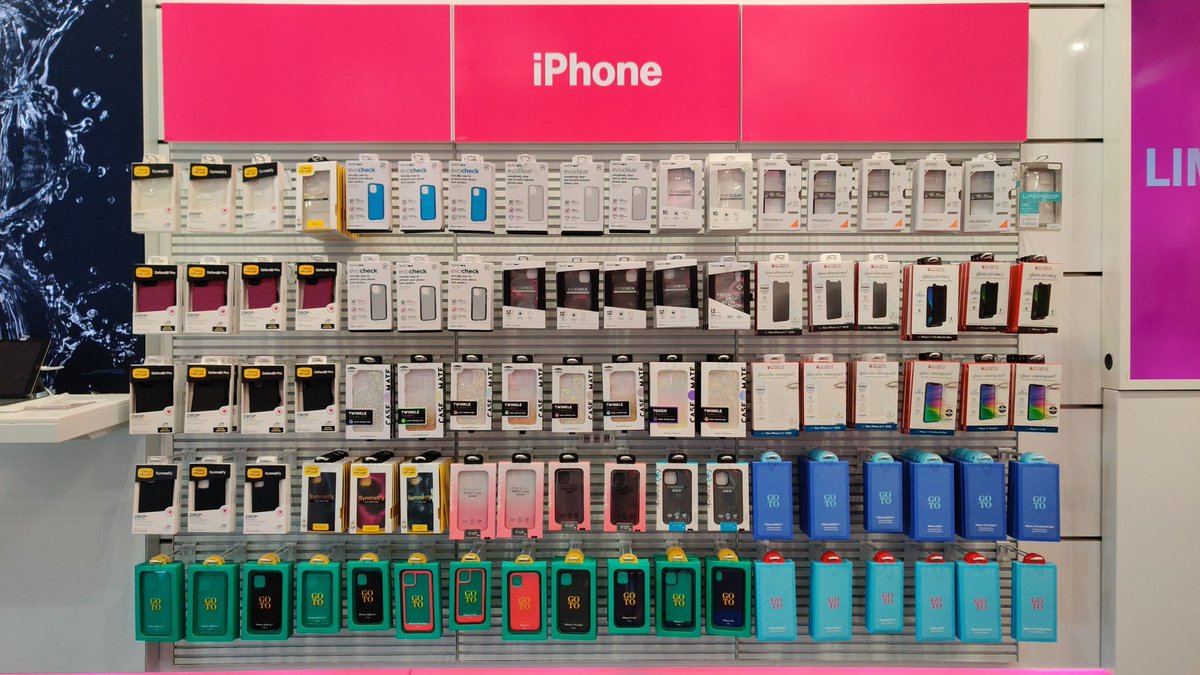 When I'm not helping out our T-Mobile customers, you'll most definitely see me always making sure our store is on point with merchandising!! I love doing this type of stuff 😍 We are ready for you  iPhone 12's!!! <a href="/chrstnL16/">Christian L</a>