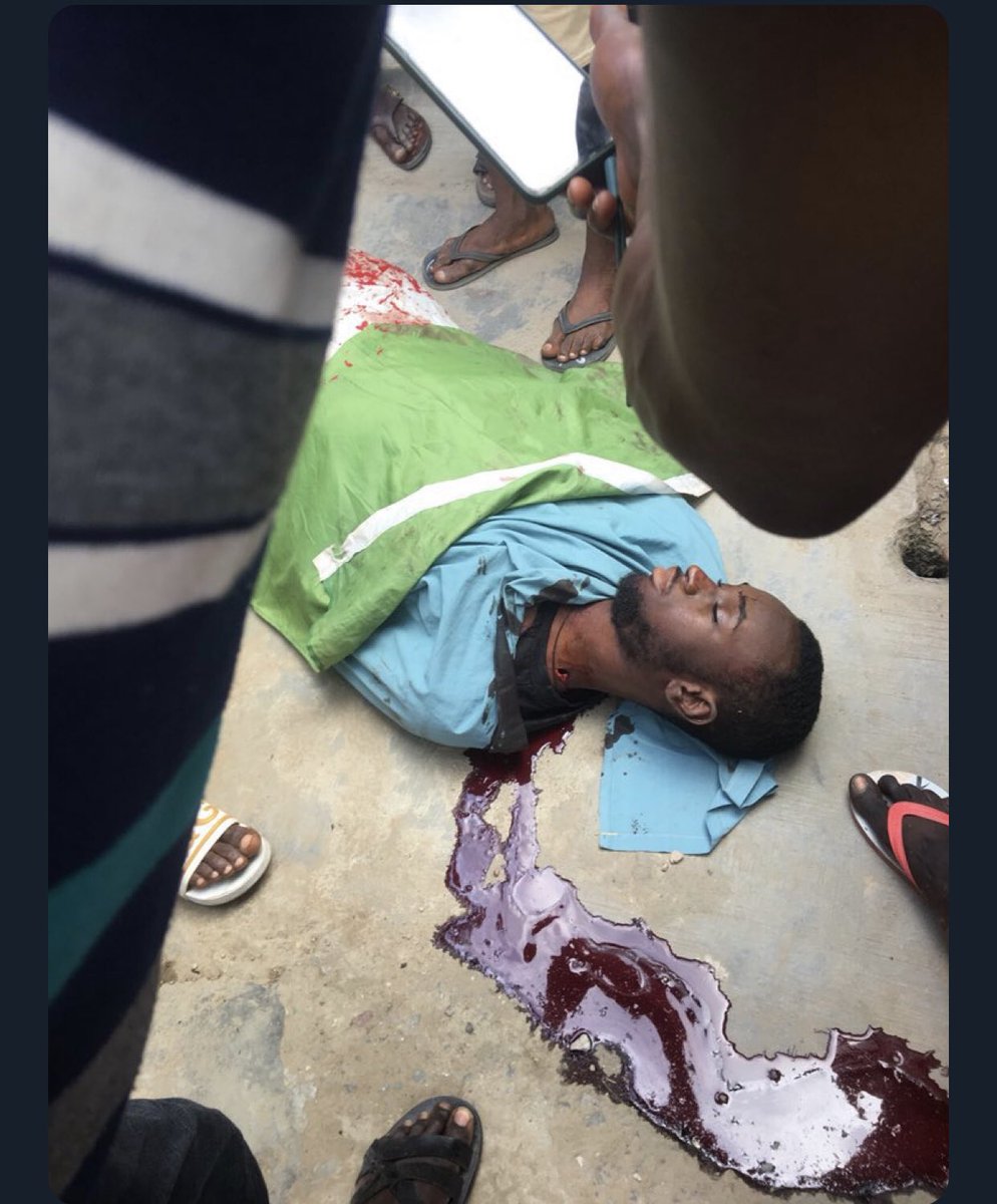 RevErskineGH's tweet image. WARNING, GRAPHIC IMAGE*** 

In less than 3hrs, this guy has been shot &amp;amp; is gone! Guys they are still on it!! Don’t let your voices down, continue to share stories &amp;amp; shout till the world hears us! #Endsars now!!