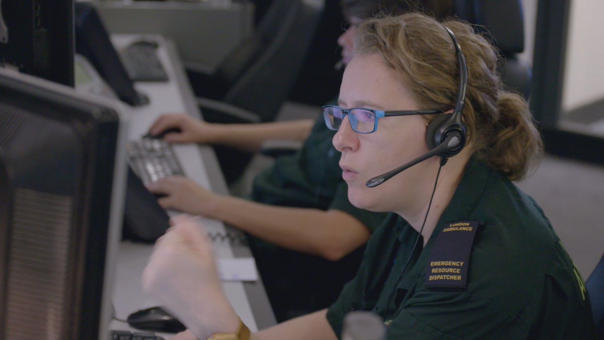 Ldn_Ambulance's tweet photo. Mental health incidents across the capital have been steadily rising each year. In 2017 we recorded over 94,500 incidents where mental health was an aspect.
This increased again in 2018 to over 97,600 mental health incidents.
#TeamLAS #Ambulance https://t.co/3LmY4D7PLu