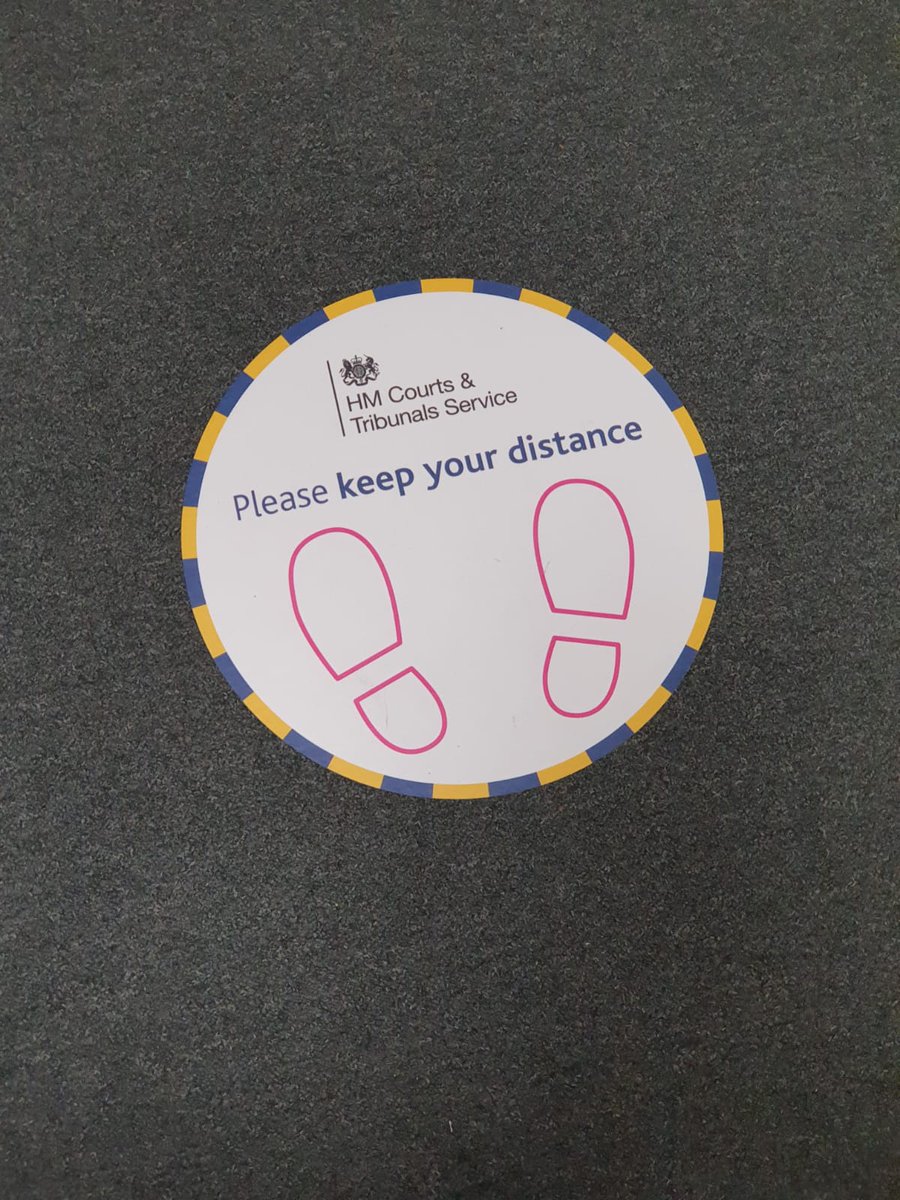 LifelineSwitch's tweet photo. Our support for young people knows no bounds, today I supported a young person in court as it was his first time and he was feeling anxious. DJ #youngpeople #mentor #lifelineprojects https://t.co/cuBk1XbXmj