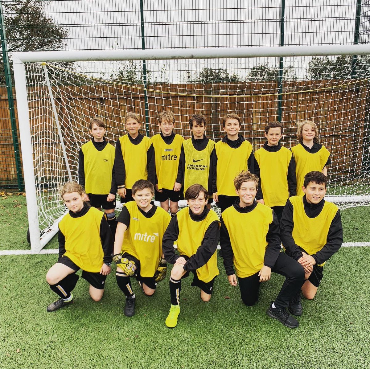 Dorothy Stringer PE tweet media