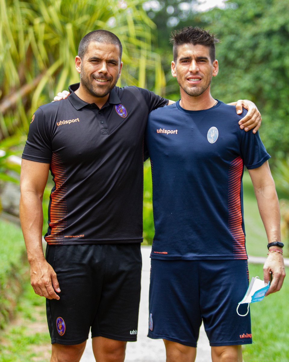 Hoy nos levantamos, suspiramos profundamente, le sonreímos a la vida y decidimos como siempre seguir adelante, con la convicción intacta en que luchando honestamente por lo que queremos, al final seremos recompensados.  
 
NUESTRO ESPÍRITU DE LUCHA ES INQUEBRANTABLE.