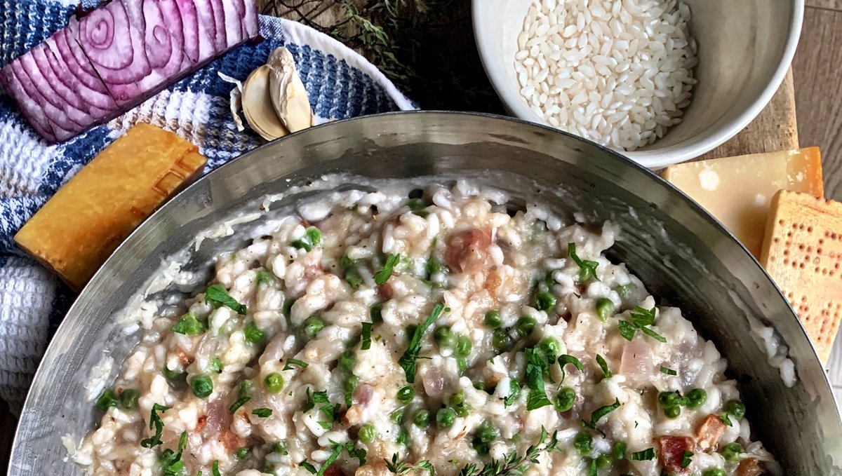 dishwithkish's tweet photo. Pea & Pancetta Risotto on a rainy day.
Check out the recipe here: https://t.co/gVCk0G33BD
#foodie #instafood #foodstagram #recipe #cooking #foodlover #foodblogger #foodies #italianfood #recipes #homemade #recipeoftheday #homecooking #homecook #homechef #foodideas #ottawabloggers https://t.co/iMQ9VykCQT