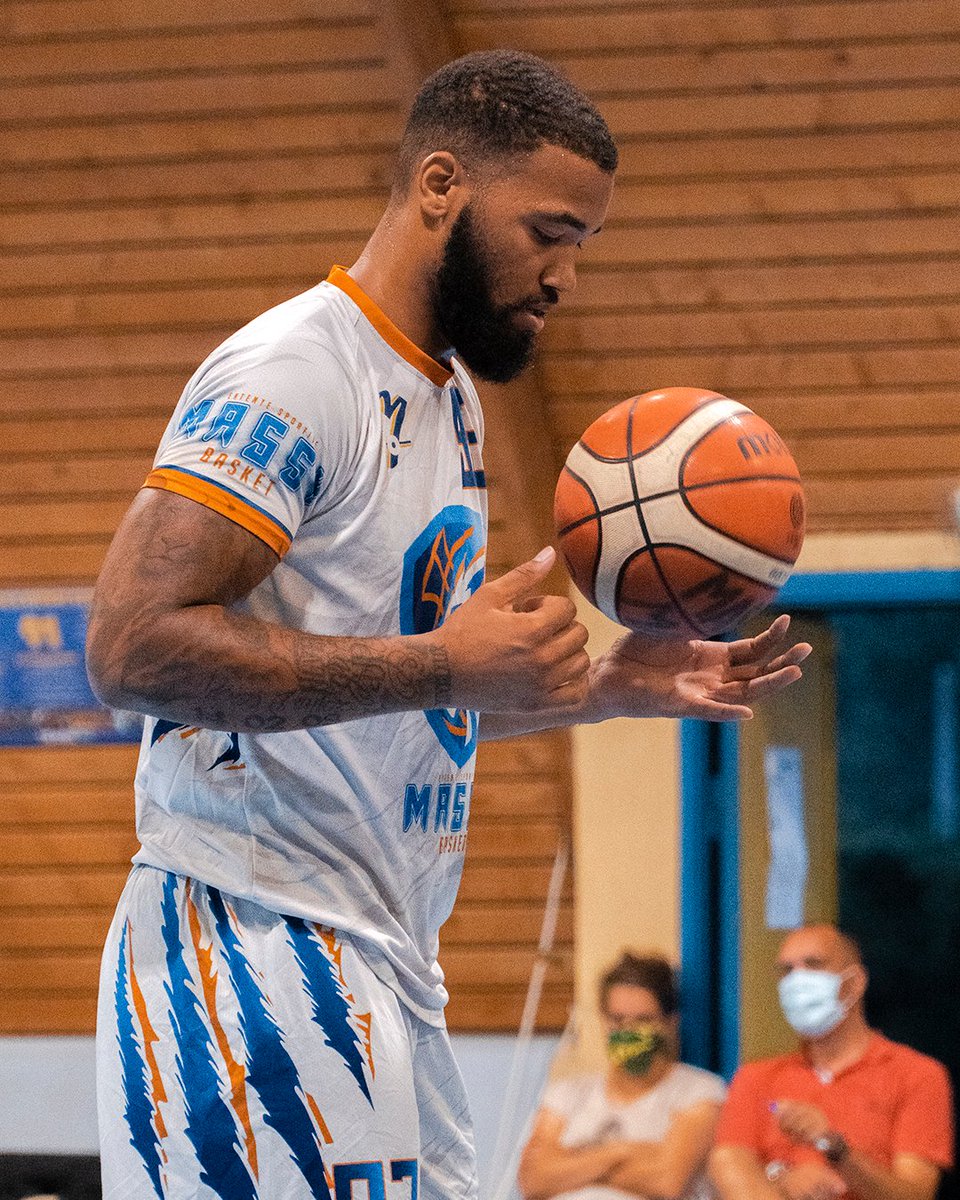 Regarder en arrière pour mieux aller de l'avant 👀🔜

Après un début de saison difficile (0v-4d), laissant entrevoir malgré tout de belles choses pour la suite, c'est l'heure de la pause pour nos 🦁.

L'échec fait partie du jeu mais le travail finira par payer ! #NM2 ✊