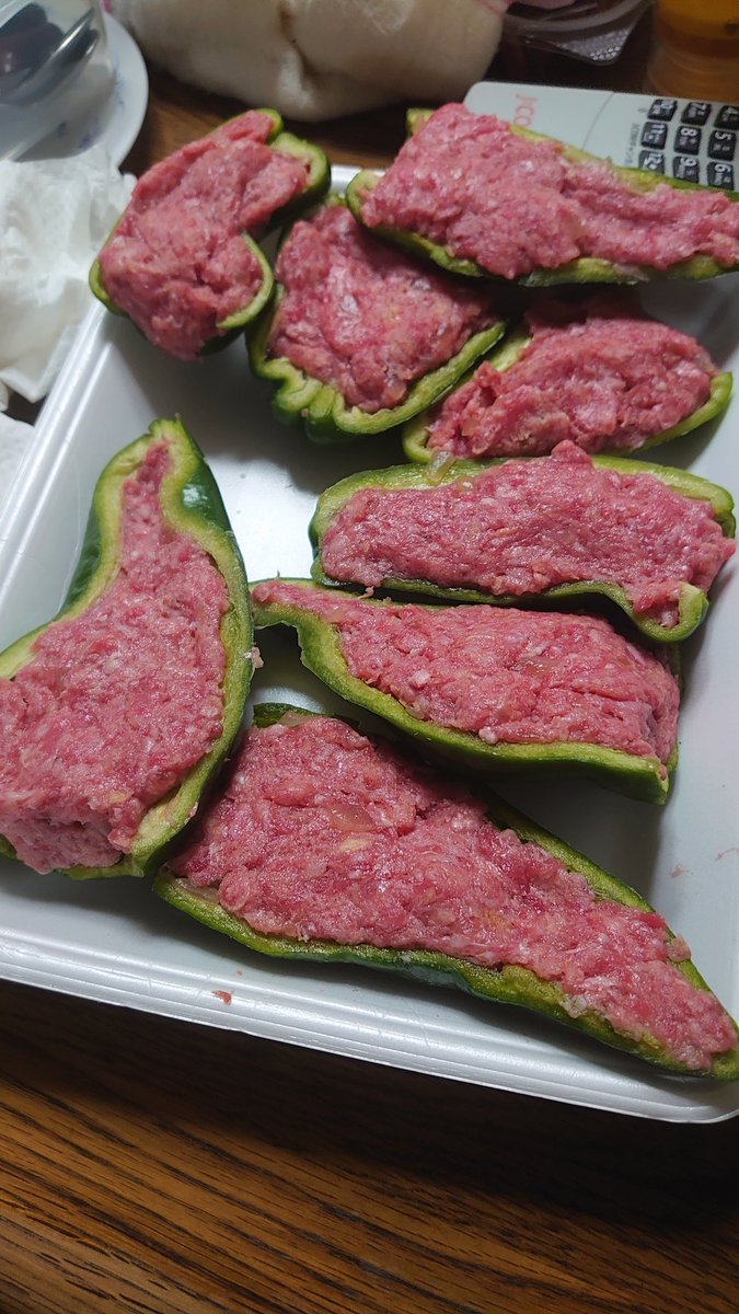 ピーマンの肉詰めならぬピーマンの肉埋め ボリューム満点で食べ応えも十分 話題の画像プラス