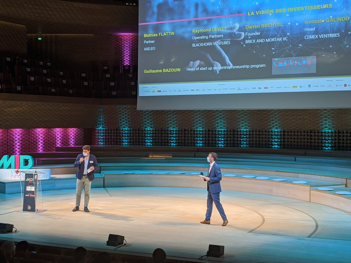 WeAreLeonard's tweet photo. 🗓 À l'occasion de #MID2020, @WeAreLeonard, partenaire de l'événement, et @Le_Moniteur réunissaient des investisseurs et fondateurs de pépites de la #ConstruTech.
🎬 Revivez la session "#MIDTech : au cœur de l'innovation" avec @JVillalongue et @GBazouin https://t.co/8QW3RoASl7 https://t.co/KXenK2noRy