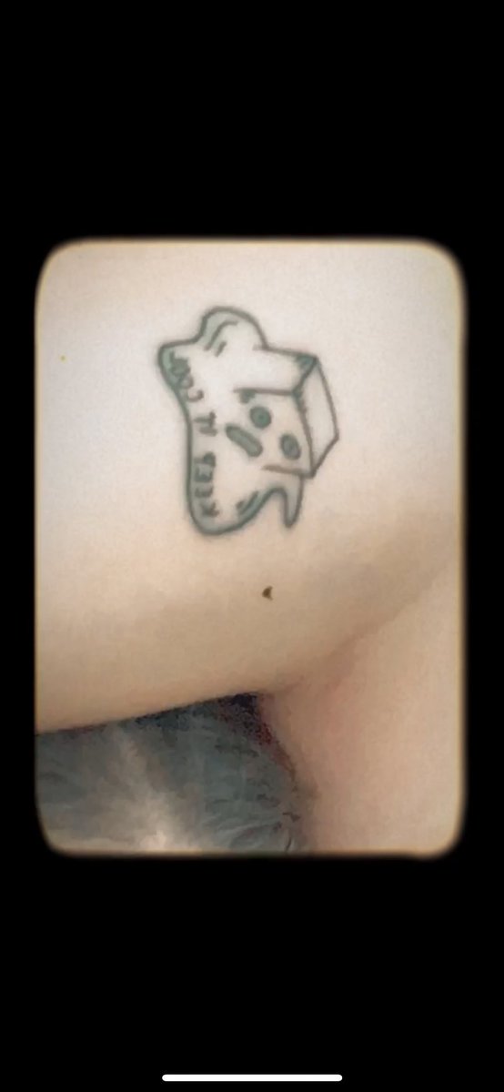 AlyssaRubiox's tweet photo. Tattoos are beautiful and I love them hehe got 4 this month oops https://t.co/Wa60ClIqRF