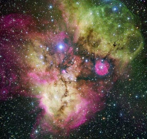 Beware of the Skull and Crossbones Nebula! ☠️

NGC 2467 is a star-forming region characterized by a haunting appearance. What do you see within the clouds of dust and gas? A skull? The Terminator? Or maybe a monkey?

Credit: ESO