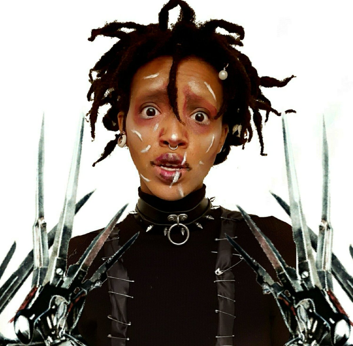 polaristhelight's tweet photo. #blacktober #31daysofcosplay 
"I am not complete..."
Edward Scissorhands 🔪✂️🖤 https://t.co/nQAMX6GENz