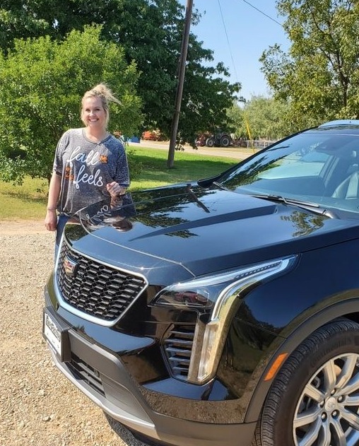 CodyFosterMotor's tweet photo. Thanks to Kaitlyn Robinson for purchasing this 2020 #Cadillac XT4 all the way from Putnam TX! 🙂 We know you will love it!! ❤️ #CodyFosterMotors #HappyCustomer https://t.co/nj3925ln2o