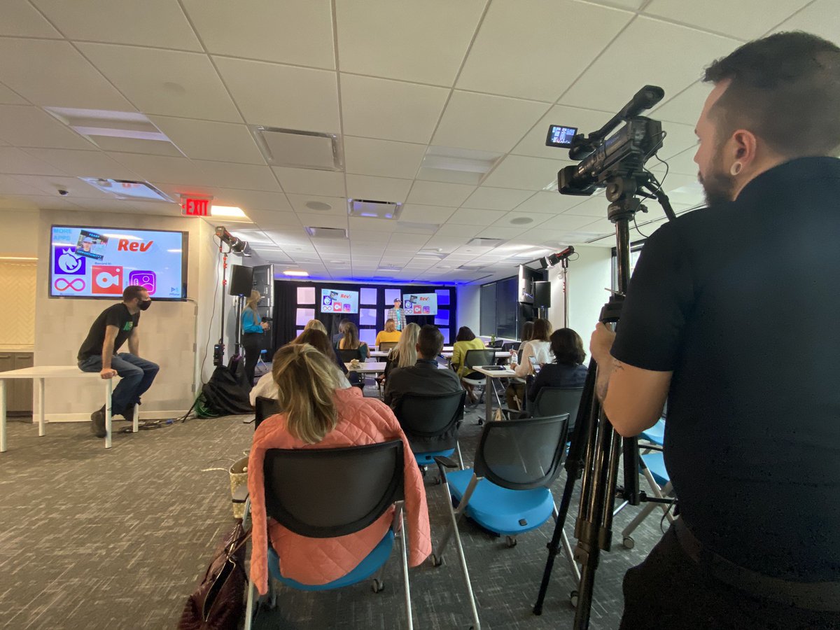 thedanlesniak's tweet image. The afternoon of day three is starting with @jeffpfitzer teaching video marketing!

@hyperfastagent #hyperfastagent #hyperfastsummit #hyperfastsummit2020 #realtor