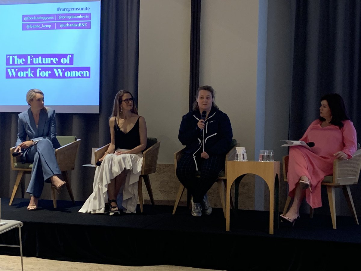 ‘Why wait for a seat at the table. Create your own table’ great advice <a href="/leanne_kemp/">Leanne Kemp【ツ】</a> with <a href="/FreelancingGems/">Freelancing Gems</a> <a href="/UrbanListBNE/">Urban List Brisbane</a> <a href="/GeorginaMLewis/">Georgina Lewis</a>