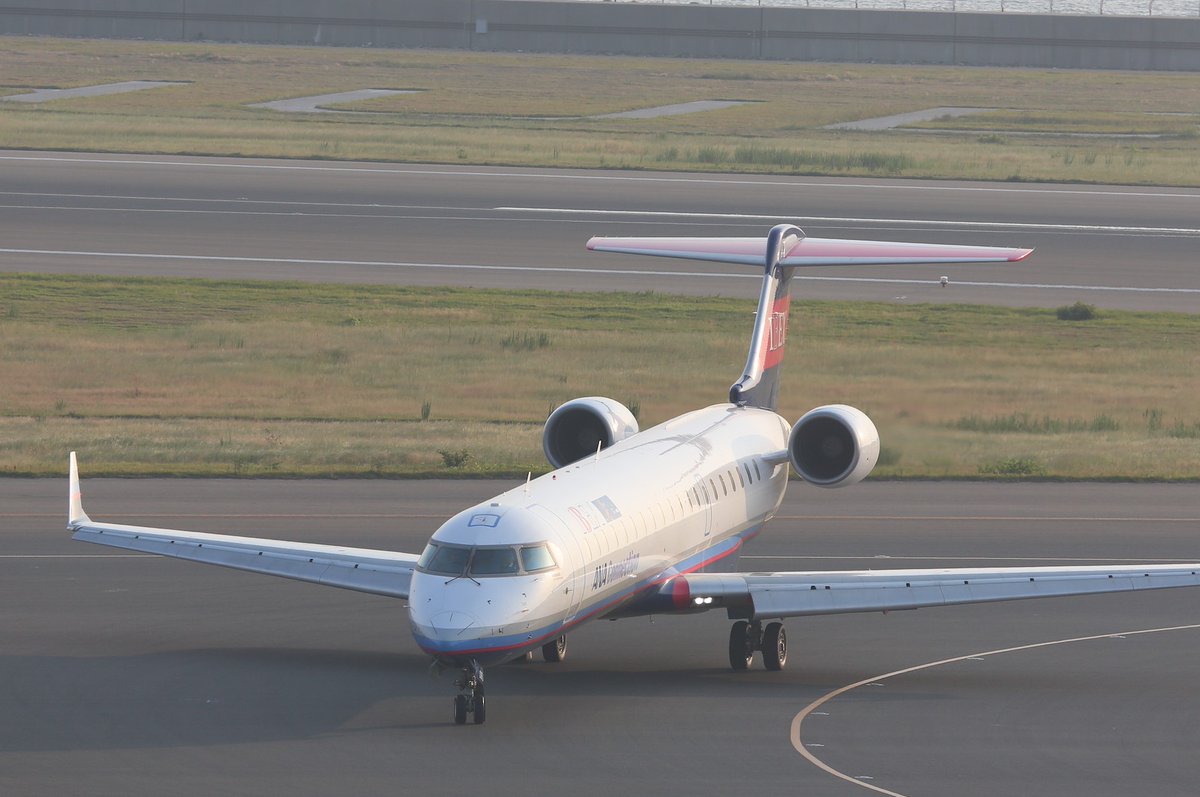 中部国際空港セントレア セントレアクイズ 昨日はご回答ありがとうございました 昨日のヒコーキ は Ibex のcrj700でした 今年就航周年を迎えたibexさん 10月25日から鹿児島線にも就航し セントレアからは仙台 松山 福岡 大分と合わせて5