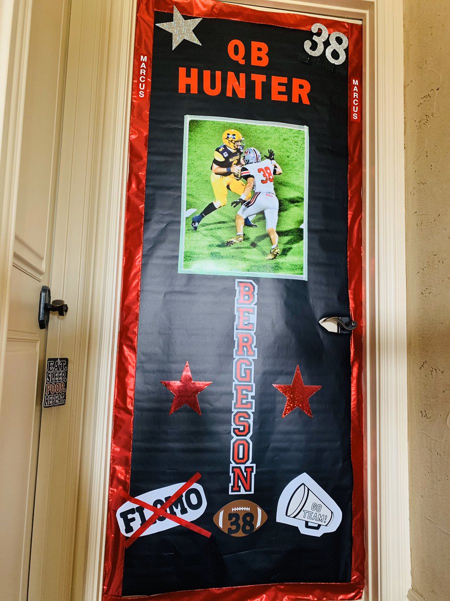 TraceyBergeson's tweet photo. We are READY at this house! Go @MarcusFootball !!!!!!! Beat Flomo! #nomoflomo #qbhunter https://t.co/Pa80i2KIOZ