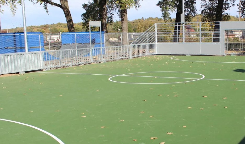 Soccer players, have you checked out this new "mini pitch" at Musser Park? (next to the skate park) #Soccer #MuskieSoccer #SouthEndMuscatine