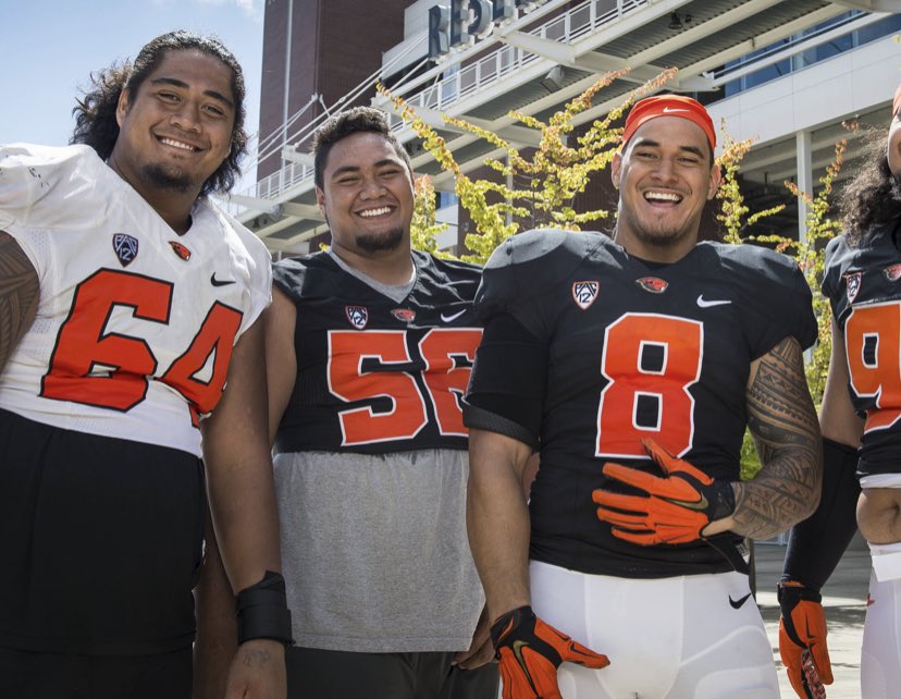 MarcusMbow's tweet photo. Blessed to have earned an offer from @BeaverFootball! @dyray22 @Coach_Smith https://t.co/PRNT7jUXbC