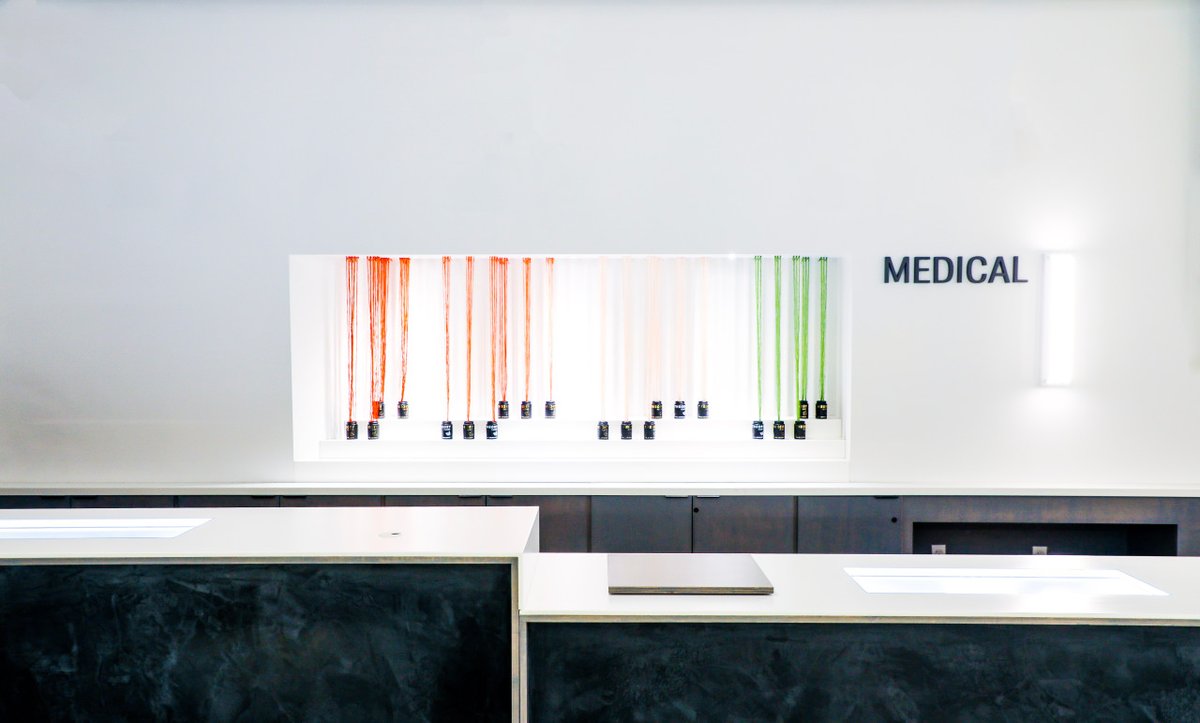 theorywellness's tweet photo. We've been waiting a long time for this day. We're excited to WELCOME patients to our Chicopee location. Check out our website to sign up for details on our grand opening!
.
.
.
#MassMMP #MApatients #MassMMJ #MMJ #TeamTheory #Chicopee #October24 https://t.co/TTOyojgCOT