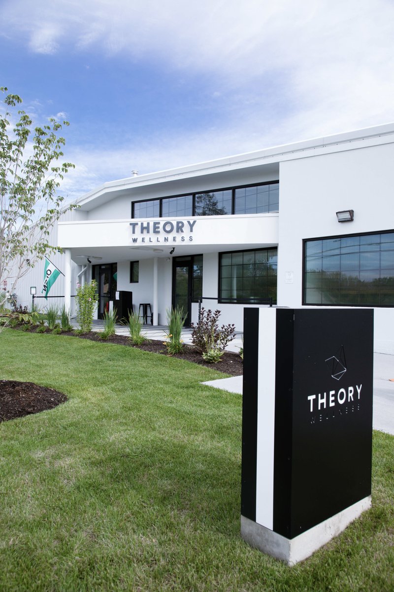 theorywellness's tweet photo. We've been waiting a long time for this day. We're excited to WELCOME patients to our Chicopee location. Check out our website to sign up for details on our grand opening!
.
.
.
#MassMMP #MApatients #MassMMJ #MMJ #TeamTheory #Chicopee #October24 https://t.co/TTOyojgCOT