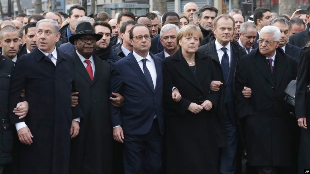 @Selcuk Merhamet gösteriyoruz, zalim zalim kalıyor.
#worldisunfair. #worldleaders silent on #ArmeniaKillsCivilians in #Ganja, #Azerbaijan. Because of #doublestandards we r to stop #warmenia, #StopArmenianOccupation,
#StopArmenianTerrorism ourselves.
#KarabakhisAzerbaijan ❗ 🇦🇿🤝🇹🇷💚❤💙 https://t.co/KvfwcdF3Yi