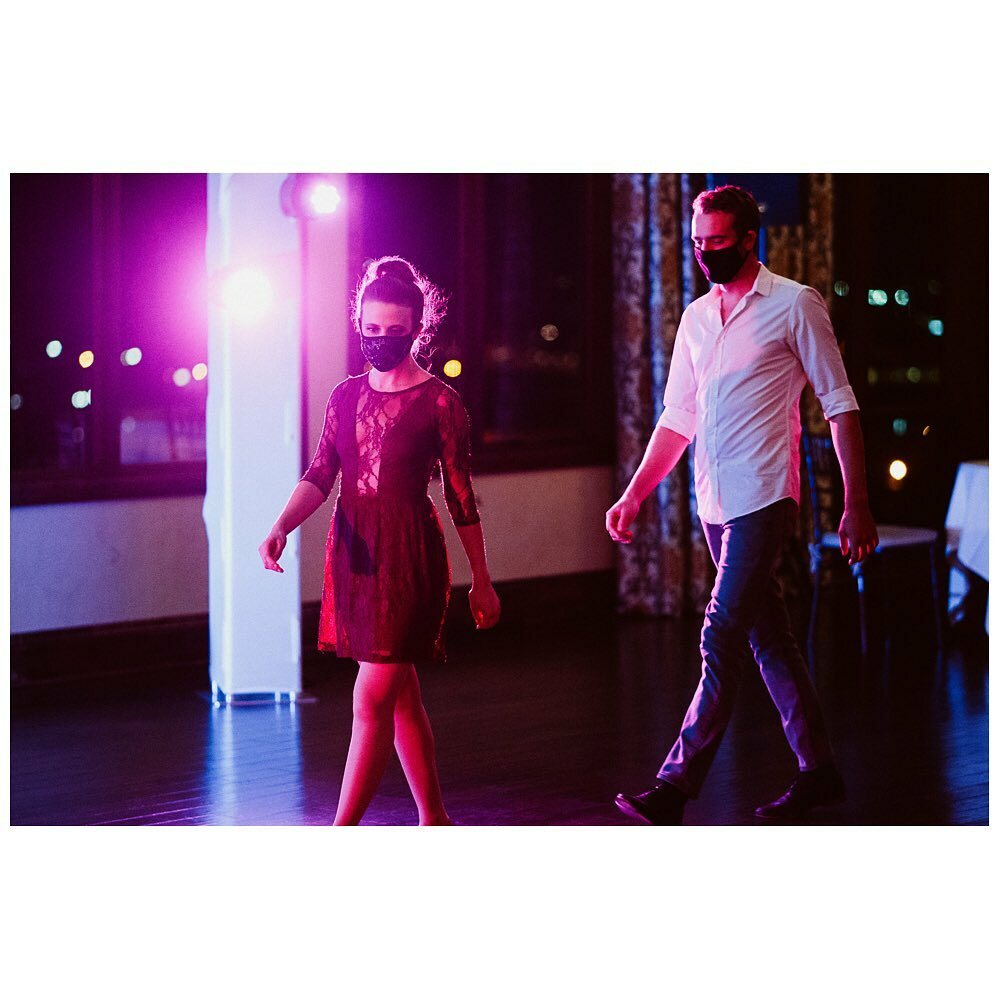 Walking onto the stage for a dance at the Dance Wonderland showcase. All that dancing with masks on must have been exhausting! I really like the colorful stage lights.
https://t.co/lO6Ogi02wA
.
.
.
#justgoshoot #dance #dancer #dancersofinstagram #dancers… https://t.co/lGFIIphkel https://t.co/opomKUJ1ys