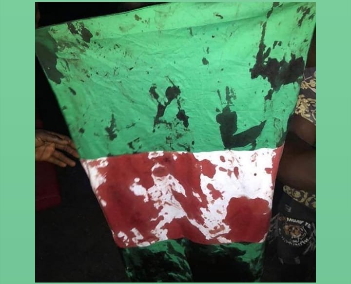 DfPossible's tweet image. #EndsSARS pray for nigeria 🇳🇬