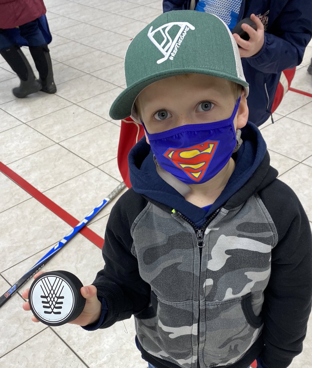 BestShiftHockey's tweet photo. The #RepTheGame design was inspired by the same logo on this hockey kiddoβs maskππΌ
π¨It was meant to be!π¨
Thanks for repping bud!
#hockeykids #hockeyhats #hockeyπ #sports #gwh #hockeyforgood #growthegame https://t.co/2wXIvGAcLt