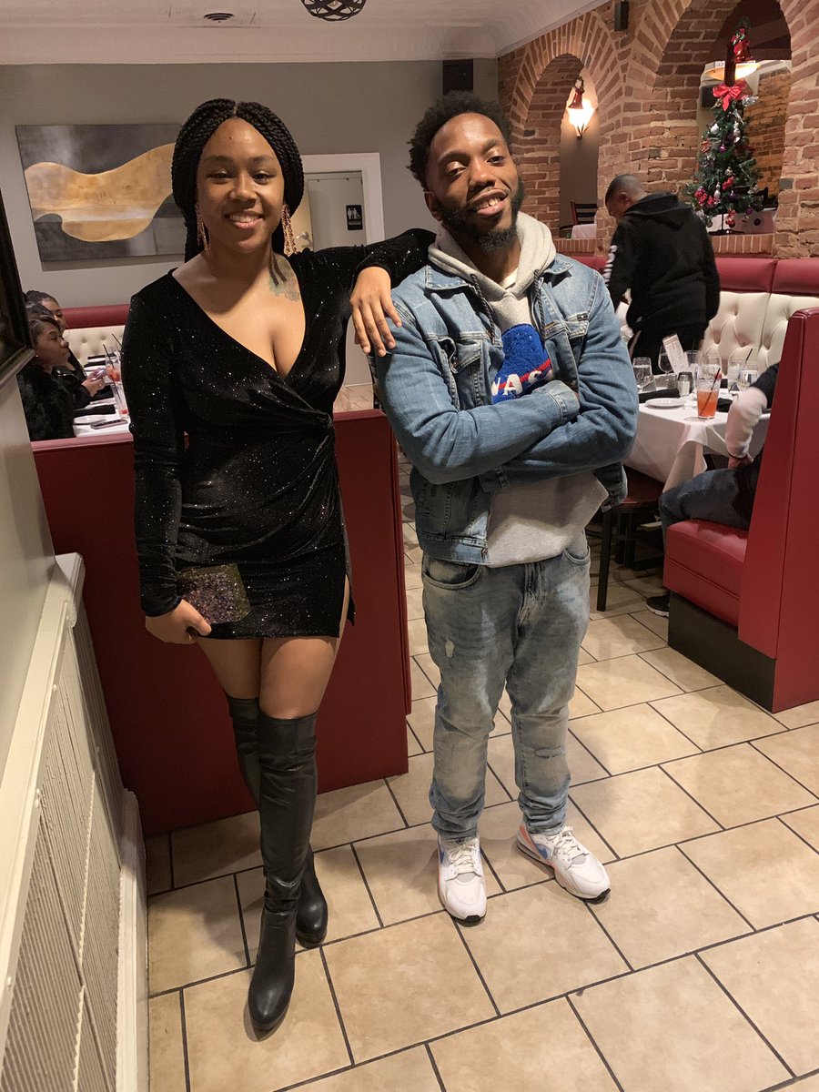 thpShaleece's tweet photo. Life is not the same without you but I’m doing my best. I miss you more than ever 😓 You told me I would be busy this year and you weren’t lying. It’s all coming together 🤞🏾
@TheDeeDave 

#real4eva
#deedave https://t.co/BH9fJheoRa