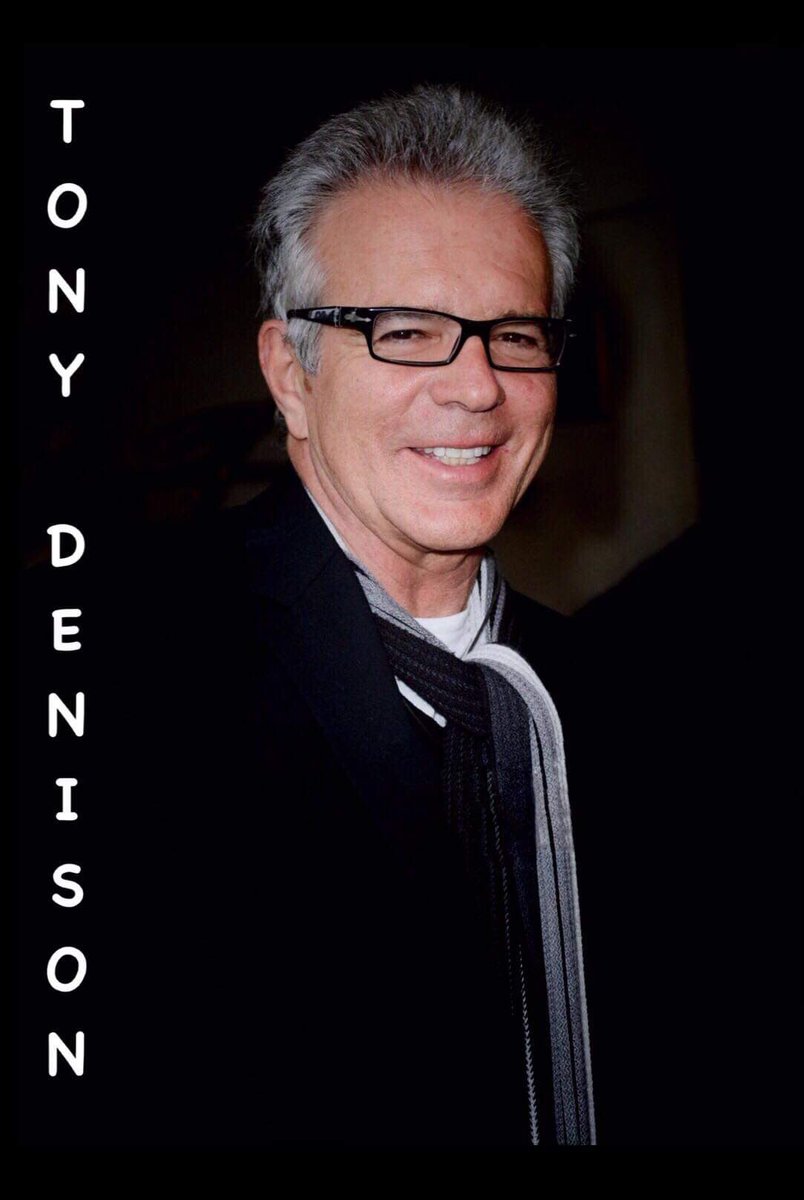 bridgette_TN's tweet photo. #MidWeekSmile A great smile always makes the day better! 😉😉💜💜 give yours away today! #TonySmile #GrinWeLove #TonyDenison #DDD https://t.co/Qth2YsDAj6