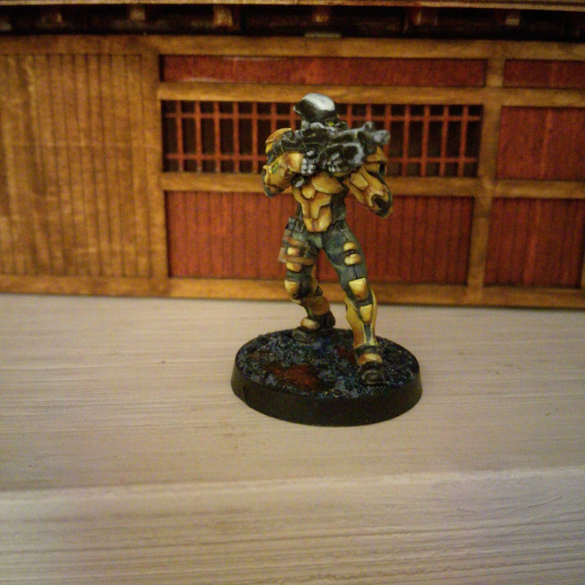 fromthescrap's tweet image. My first #yujing model. Getting ready for #infinityN4 #infinitycodeone #corvusbelli #humansphere #28mmminiatures #paintingminis