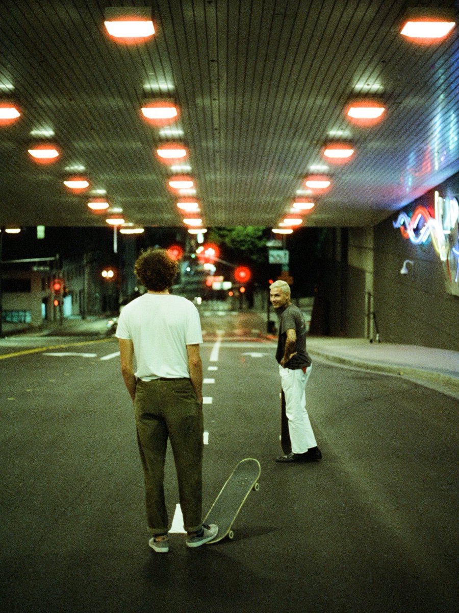 brianchorski's tweet photo. LA on CineStill https://t.co/rqMQ2LbTlg