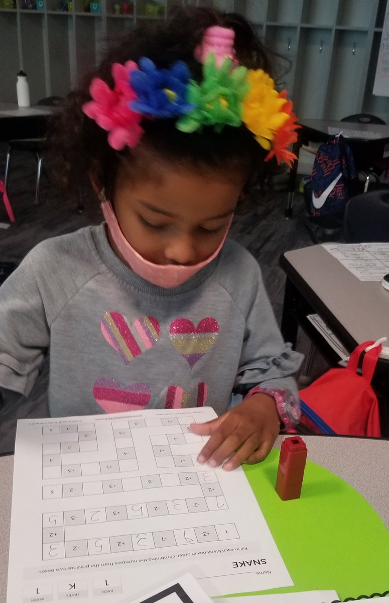 MissLehman87's tweet photo. Working on adding and subtracting with a @gregtangmath Snake math puzzle. ❤ #lehmanslearners #cpfirst https://t.co/vU2PcUd0Yd