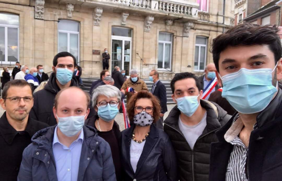 melanie_disdier's tweet photo. 🇨🇵 j'étais présente ce soir avec nos militants Ghislaine Sébastien Mathias Thomas Michael Brendon à la Mairie de Caudry afin de rendre hommage à l'enseignant #samuelpaty victime du terrorisme islamiste.
#ReveillezVous #RN59 #RassemblementNational https://t.co/wiMGxffqXM