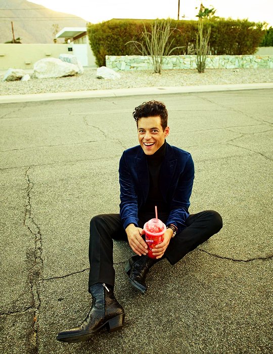 do you ever see rami malek and become unable to breathe bc same