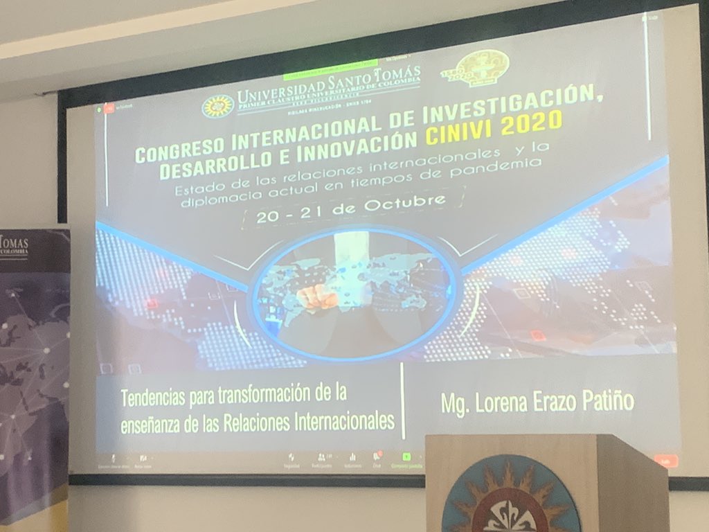 de_holos's tweet photo. #AEstaHora nos acompaña @SANTOTOBGA en nuestro #CINIVI2020 en @SantotoVillavo #SomosInternacionalización https://t.co/ajBKaIXVWc