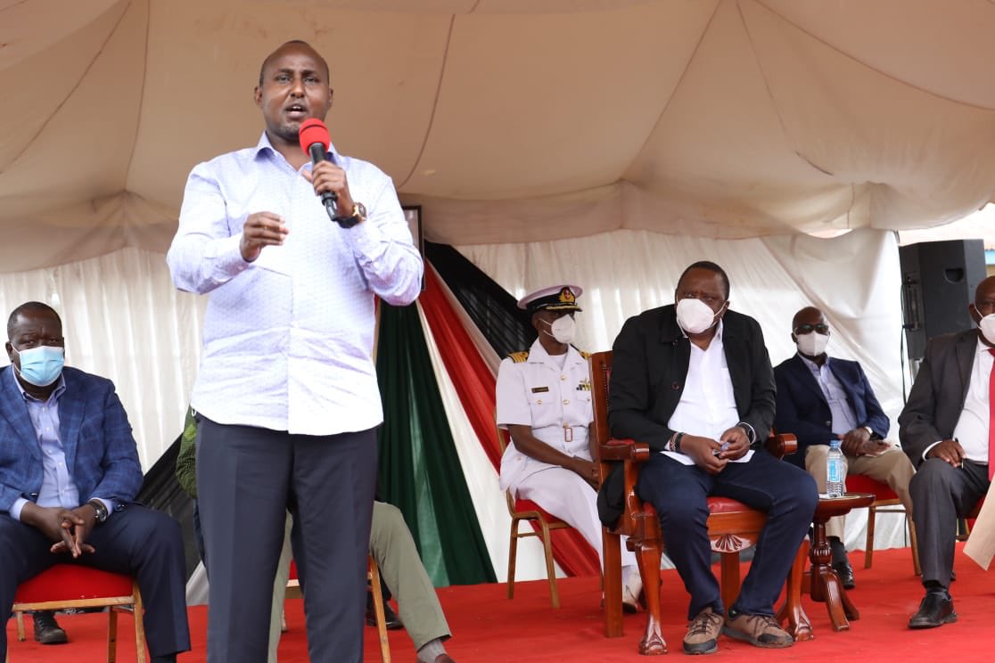 JMgatuku's tweet photo. SNAKES and Cows,,,
#bbiREJECT,,,,,, #KILLTHE SNAKE https://t.co/gEqeZHYhnV