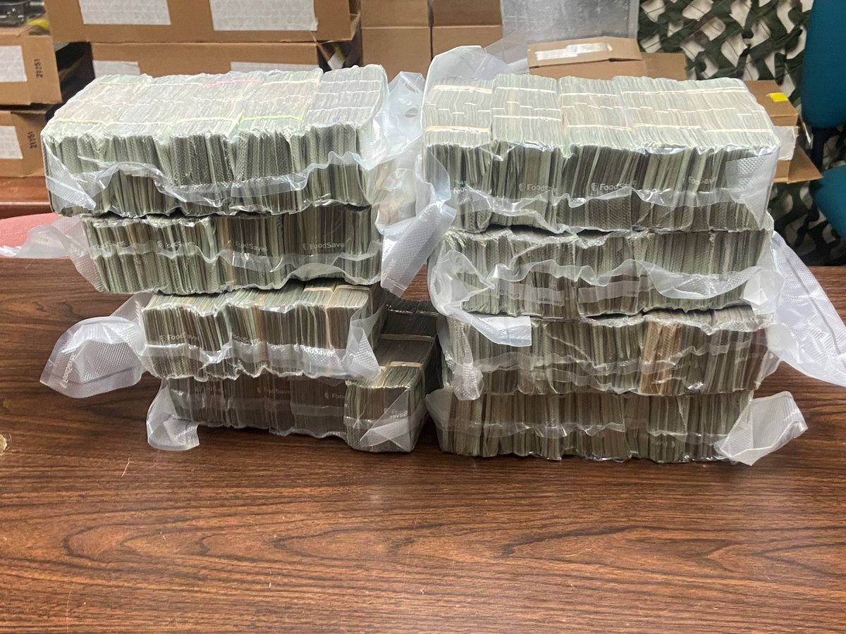 USAFreed's tweet photo. The significant seizures announced today prevented drug trafficker’s plans to profit from dangerous drugs that cause harm to communities. We are committed to keeping our neighborhoods safe by continued work with our LE partners.
@DEAPHILADELPHIA 

Release: https://t.co/wy3nE0BdFT https://t.co/hhaFI9OmW5
