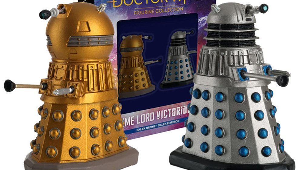 DoctorWhoShop's tweet image. As war rages across time and space, the Daleks return to the cosmos – with a new drone design and an all-new Dalek Emperor! 

This Timelord Victorious set is available now at the BBC Shop!

US: bbc.in/3jgkOzN
Canada: bbc.in/37sinb7