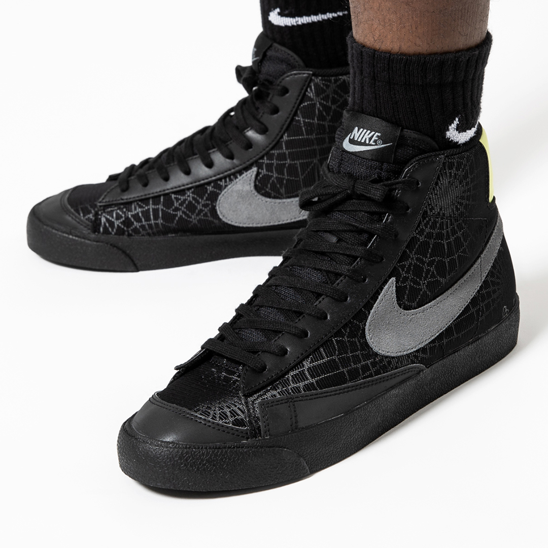 blazer mid spider web