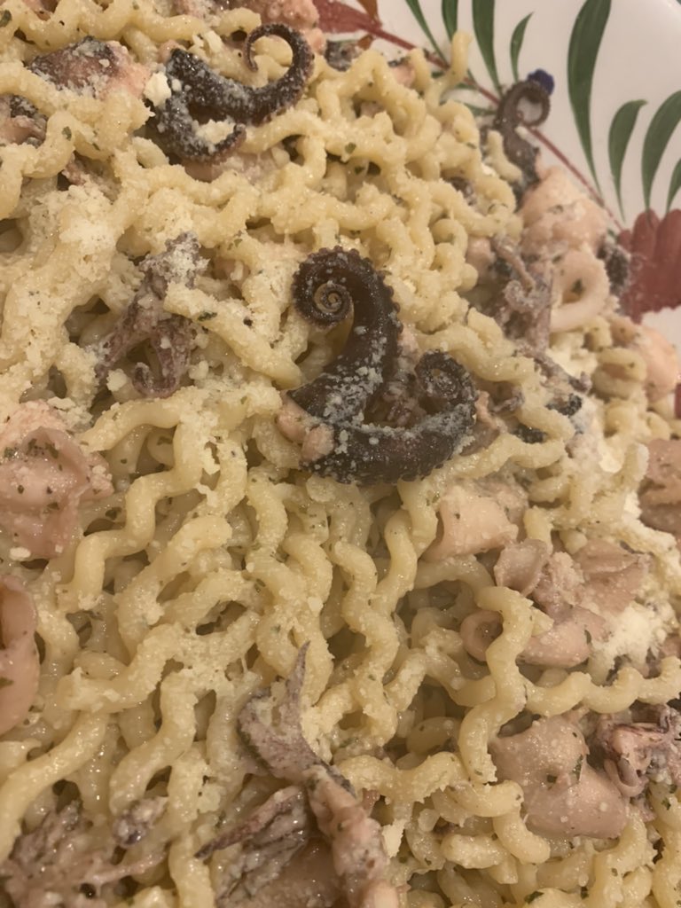 BullaFarm's tweet image. Even my food wants to be @magickingdom #squidforthewin